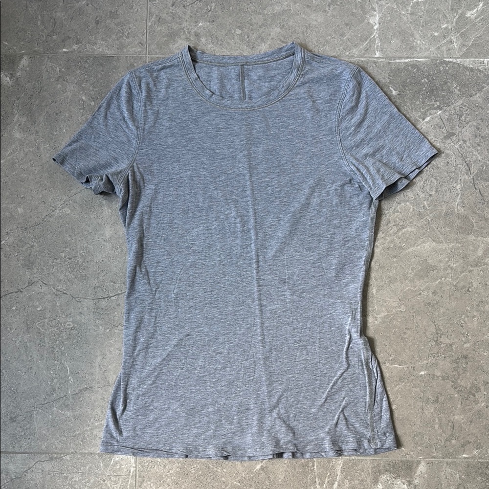 Lululemon tee shirt​